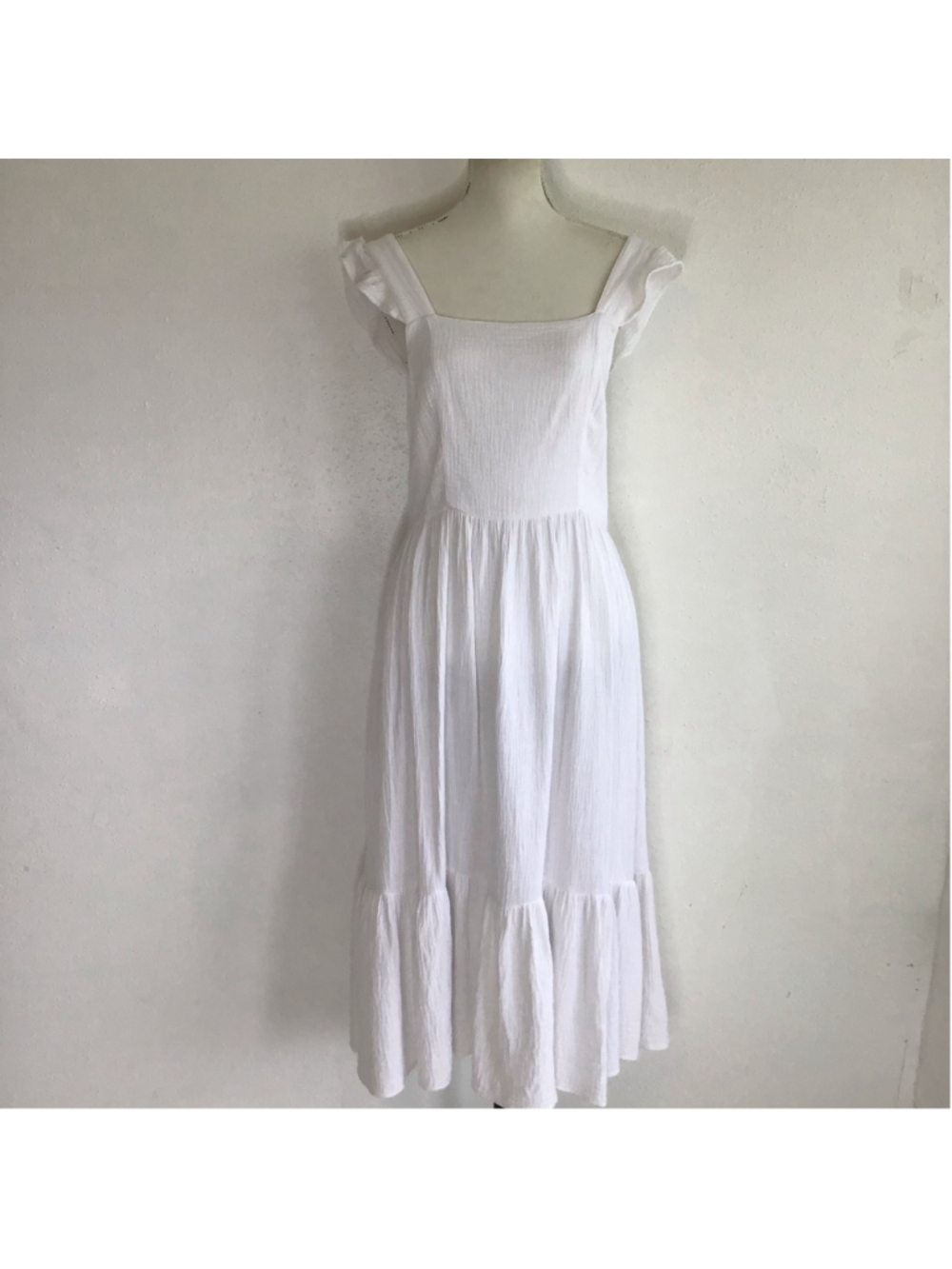 Another Love Women Bright White Sleeveless Ruffle Midi Dress Size L